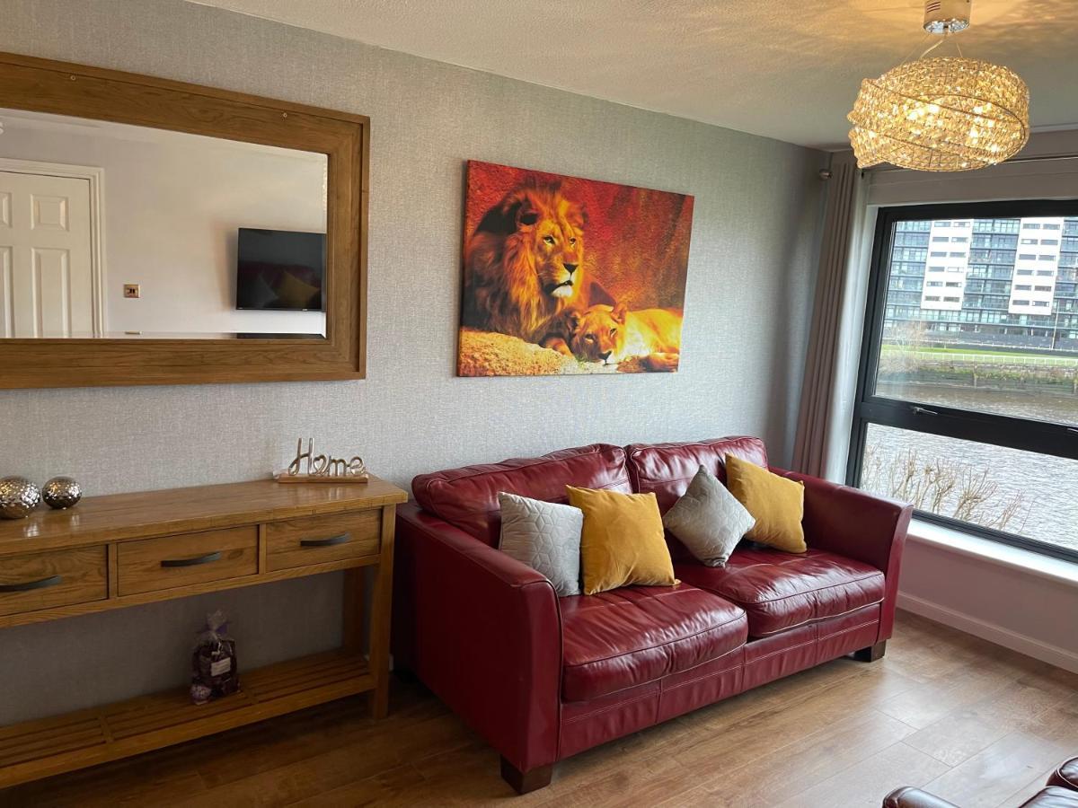 River View Apartment Глазгоу Екстериор снимка