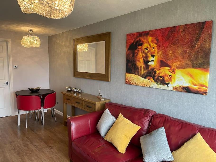River View Apartment Глазгоу Екстериор снимка
