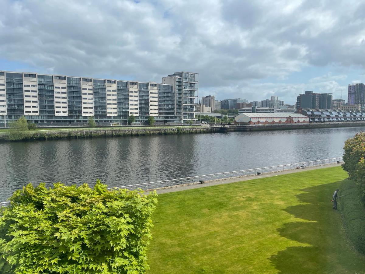 River View Apartment Глазгоу Екстериор снимка
